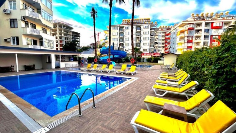 Бассейн у отеля Best Alanya Hotel.