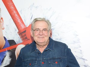 Юрий Стоянов