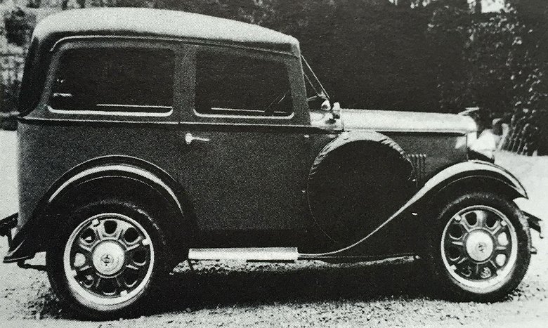 Прототип самого первого Datson Type 10, еще с окончанием son в названии. Внешняя схожесть с Austin 7 действительно есть