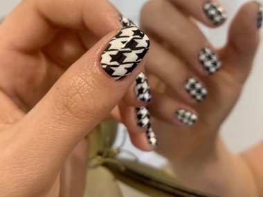 Alicebrownnailartist .jpg Alicebrownnailartist .jpg