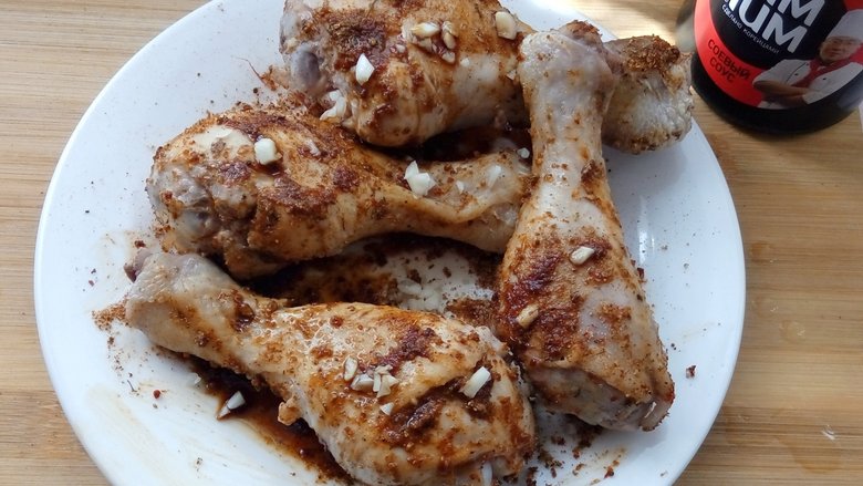 Куриные ножки с ароматной гречкой из духовки – кулинарный рецепт