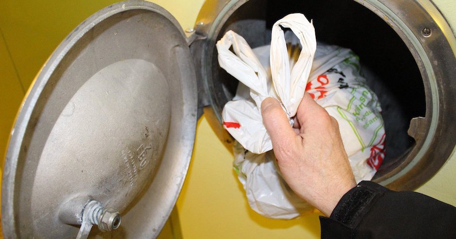 Сорный вопрос: мусоропроводы предлагают законсервировать во всех домах