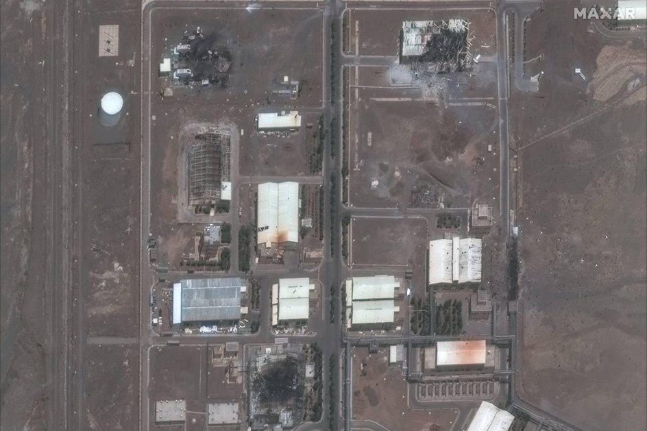 Объект в Натанзе со спутника компании Maxar Объект в Натанзе со спутника компании Maxar