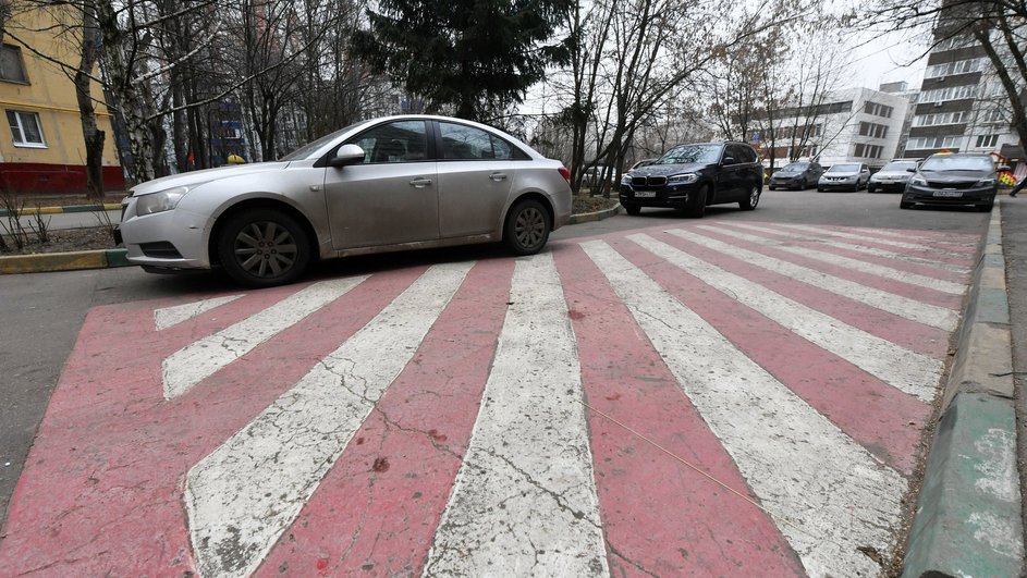 разметка во дворе для пожарной техники