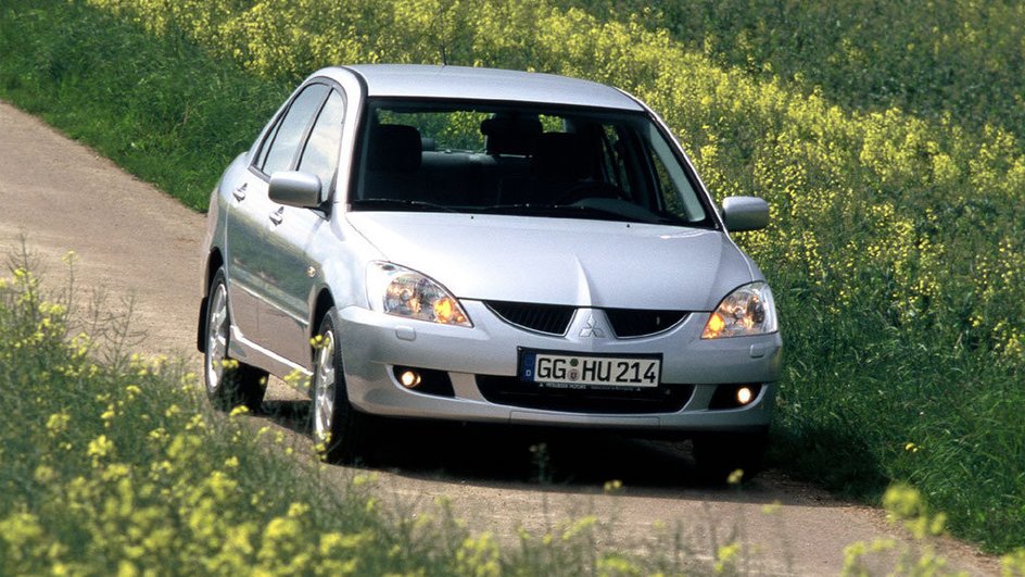 Mitsubishi Lancer IX 2000 - 2011 Седан