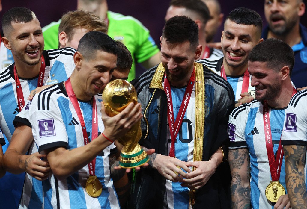 Сборную Аргентины накажут за празднования в финале ЧМ-2022. ФИФА многое не понравилось