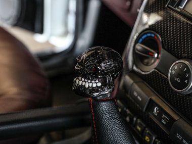 slide image for gallery: 27410 | Автомобиль класса люкс из обычной «Нивы» 09