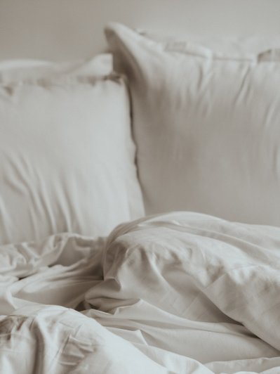 Подушка, постель