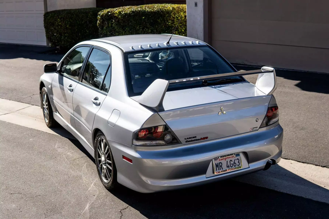 2006 Mitsubishi Lancer Evolution IX