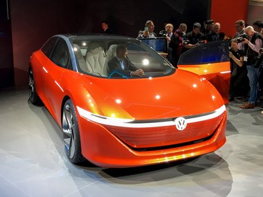 slide image for gallery: 23529 | Volkswagen  I.D. Vizzion