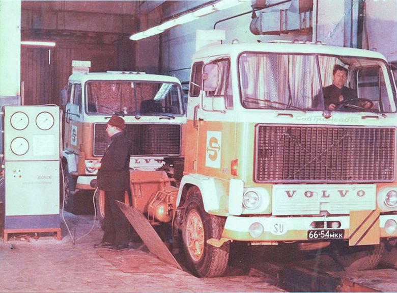  Седельные тягачи Volvo F89-32 работали в «Совтрансавто»
