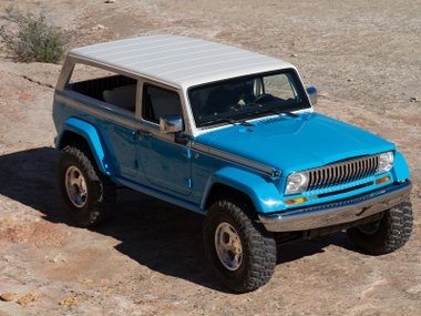 slide image for gallery: 17363 | Jeep Chief