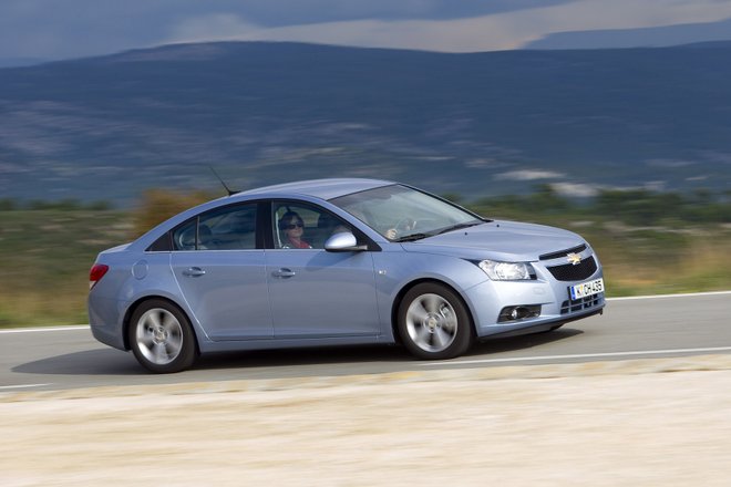 Chevrolet Cruze J300 2009 - 2012 Седан