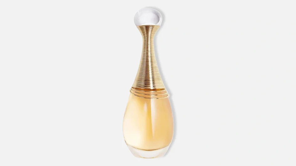 Шлейфовый аромат фирмы Dior J’adore серии Christian Шлейфовый аромат фирмы Dior J’adore серии Christian