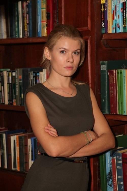 Анна Скиданова в сериале "Закрытая школа"
