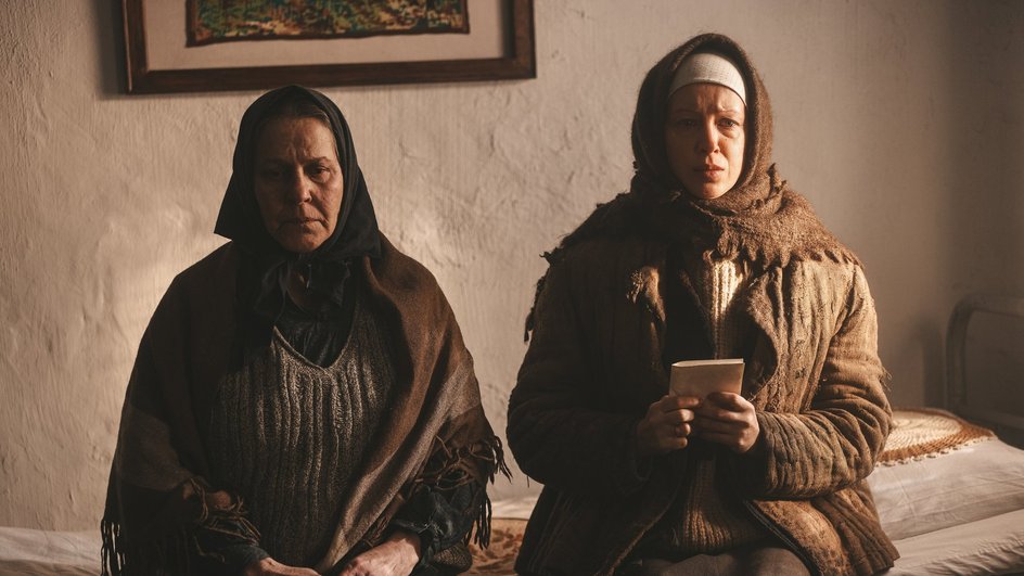 Анна Каменкова в сериале «Солдатская мать» Анна Каменкова в сериале «Солдатская мать»