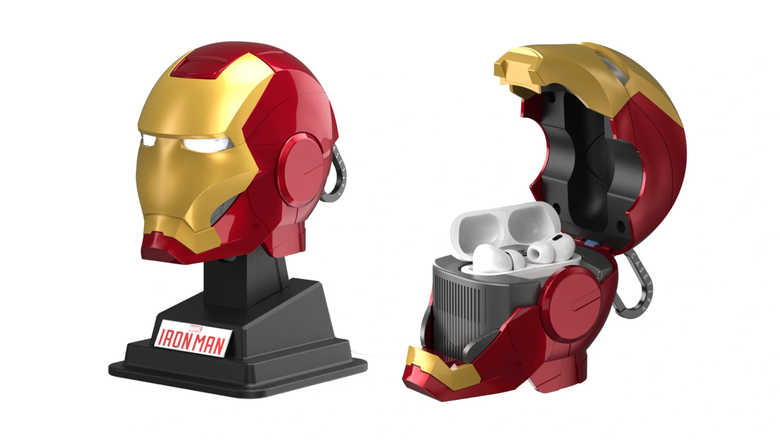 Коллекция Marvel Iron Man x CASETiFY. Фото: ComicBook.com