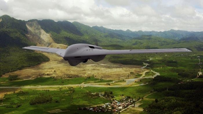 Anduril Industries представила автономный боевой дрон Fury на выставке в Ле-Бурже Anduril Industries представила автономный боевой дрон Fury на выставке в Ле-Бурже