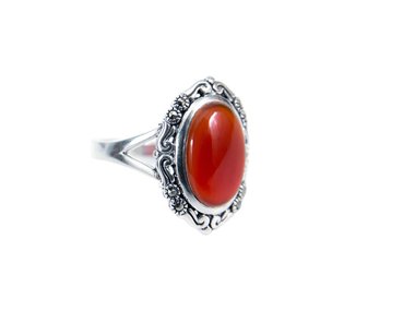Украшение из сердолика Украшение из сердолика