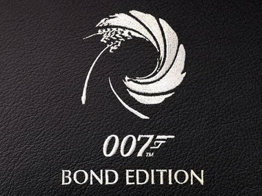 slide image for gallery: 17668 | Aston Martin DB9 GT Bond Edition