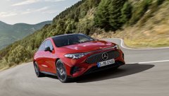 Mercedes-Benz CLA 350 4MATIC with EQ Technology AMG Line Plus 2025