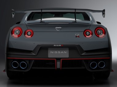 New Nissan GT-R