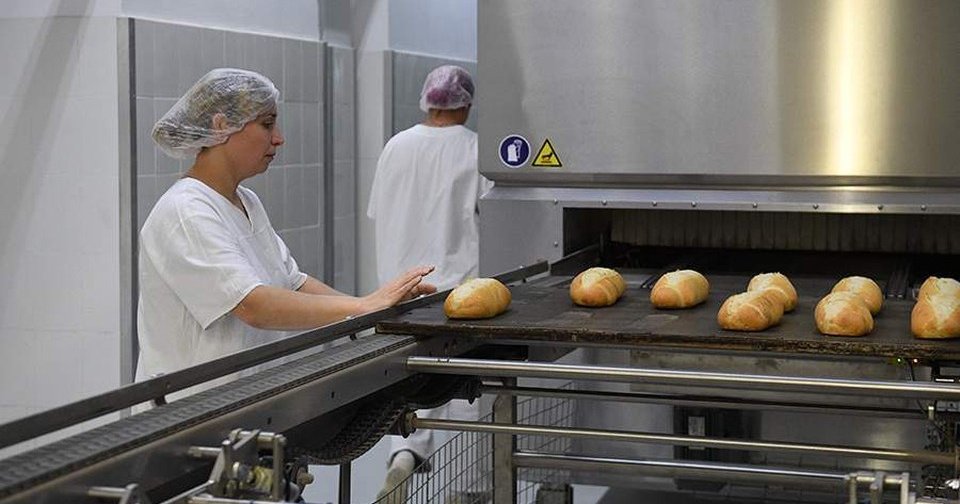 Врач рассказал об опасности отказа от продуктов с глютеном