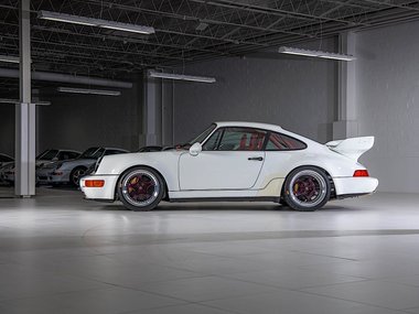 Белые Porsche