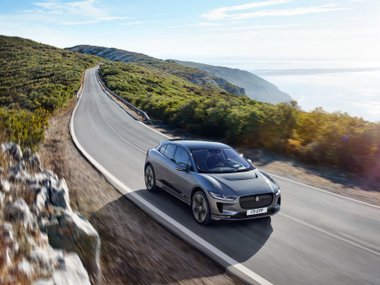 slide image for gallery: 24171 | Автомобиль года в Европе: Jaguar I-Pace