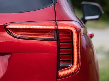 slide image for gallery: 28111 | Haval Jolion