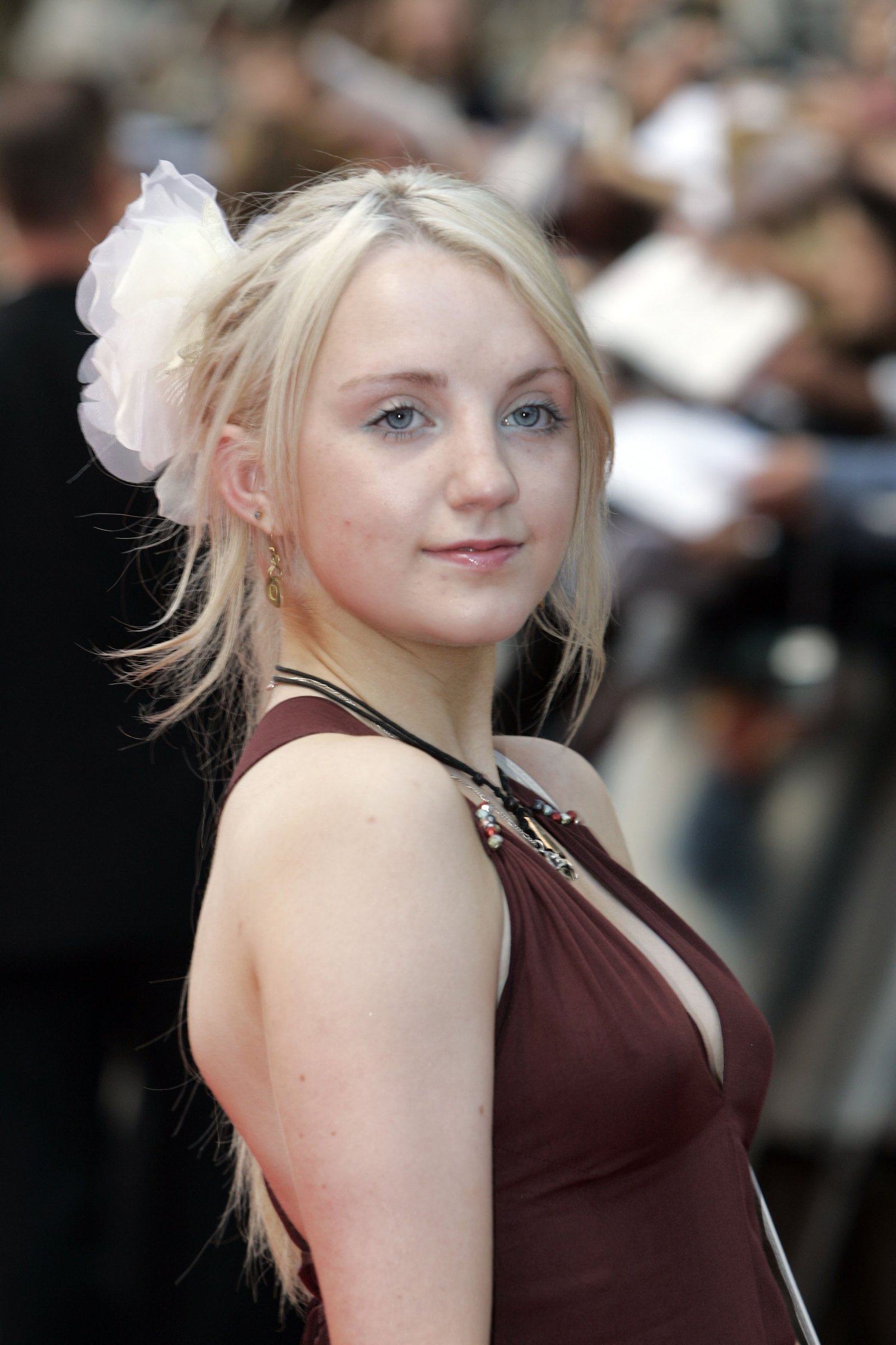 Evanna Lynch Fakes