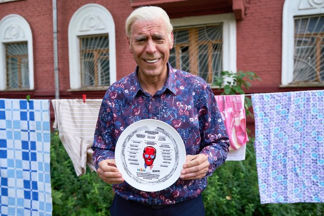 Дмитрий Дюжев на съемках сериала «Гудбай» Дмитрий Дюжев на съемках сериала «Гудбай»