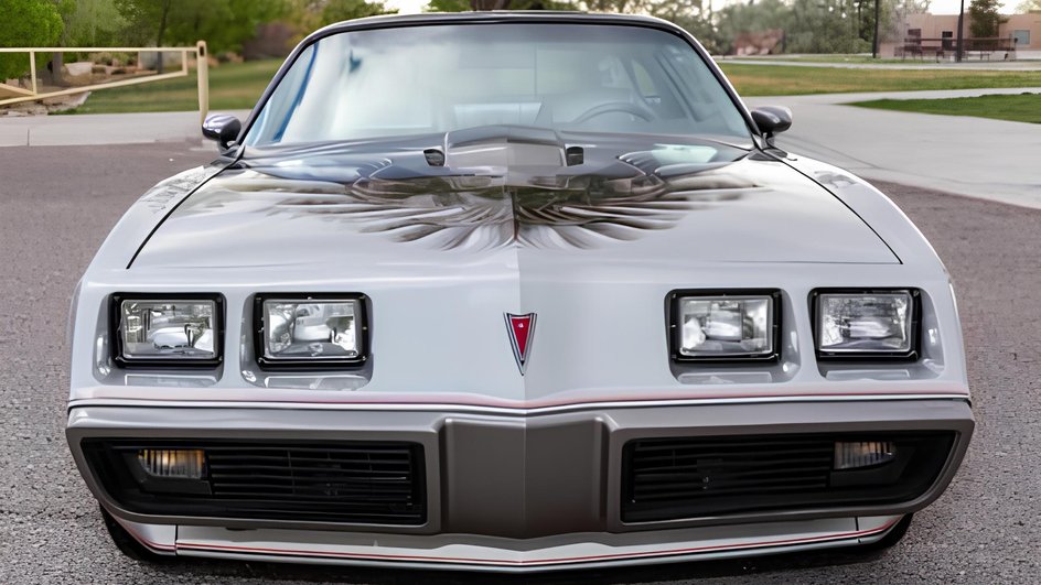 Пробег Pontiac Firebird Trans Am 1979 года Пробег Pontiac Firebird Trans Am 1979 года