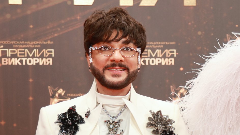 Филипп Киркоров с ожерельем Louis Vuitton Филипп Киркоров с ожерельем Louis Vuitton