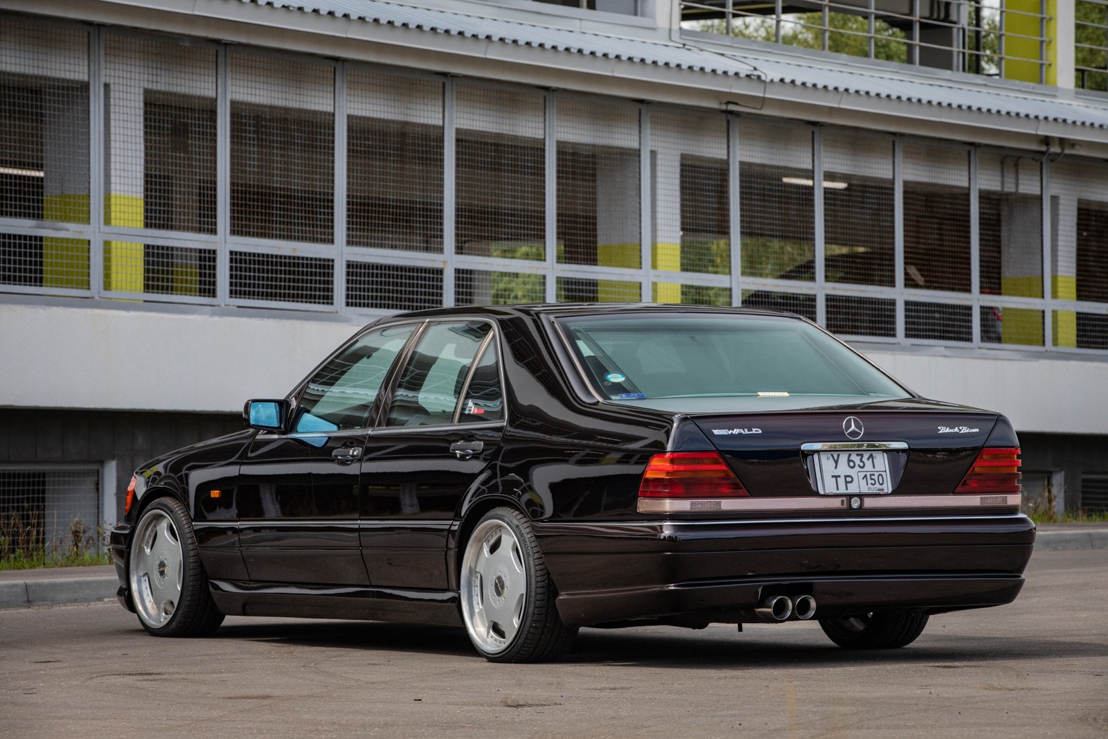 Mercedes-Benz W140 фото