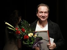 Режиссер Виктор Рыжаков Режиссер Виктор Рыжаков