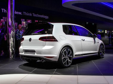 slide image for gallery: 17891 | Volkswagen Golf GTI