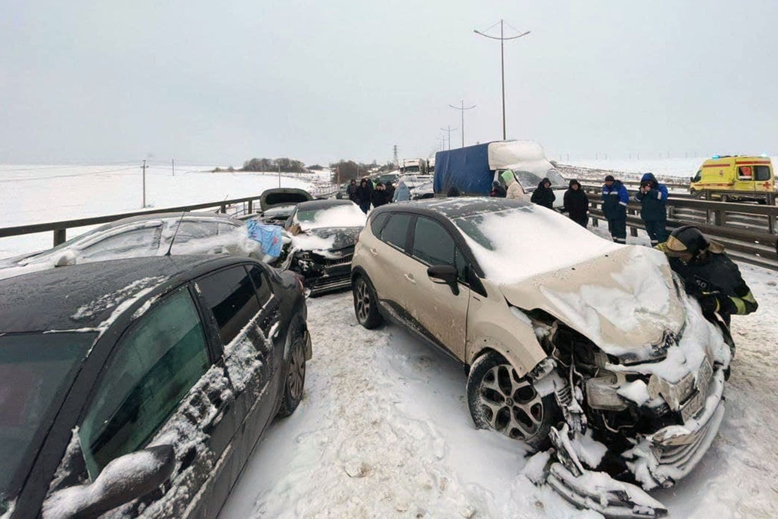 Действия водителя после аварии: что можно и нельзя делать