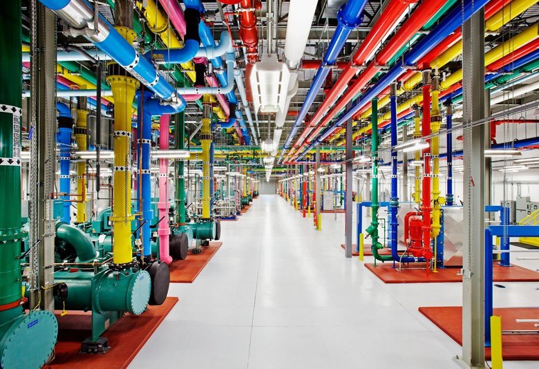 Так выглядят охлаждающие системы в центрах обработки данных Google. Фото: gizmochina