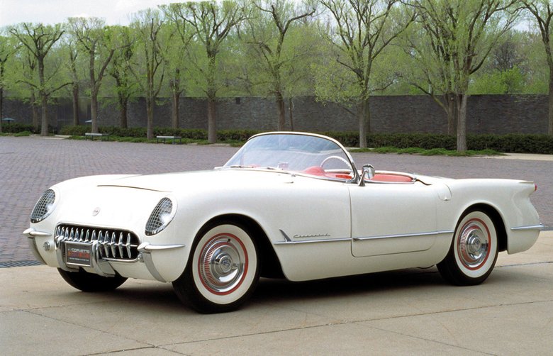 Первый серийный Corvette увидел свет 30 июня 1953 года