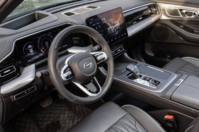 Тест-драйв GAC GS8 Тест-драйв GAC GS8