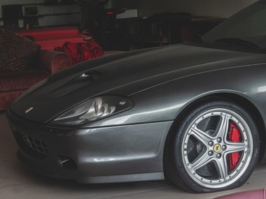 slide image for gallery: 26391 | Porsche Carrera GT