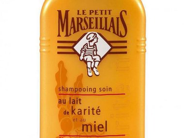 Slide image for gallery: 1969 | Питательный шампунь для сухих волос «Молочко карите и мед», Le Petit Marseiliais,135 руб.
