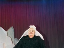 Наталья Крачковская на церемонии вручения премии «Золотой Остап», 2000 год Наталья Крачковская на церемонии вручения премии «Золотой Остап», 2000 год
