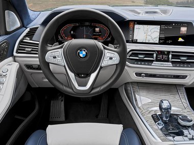 slide image for gallery: 23822 | BMW X7 салон