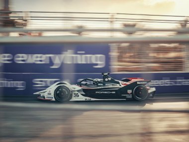 slide image for gallery: 26951 | Гонка 2 чемпионата Formula E 2019/2020