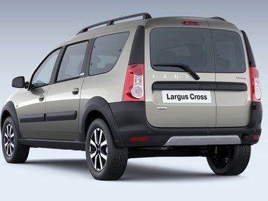 slide image for gallery: 26325 | Lada Largus Cross Quest