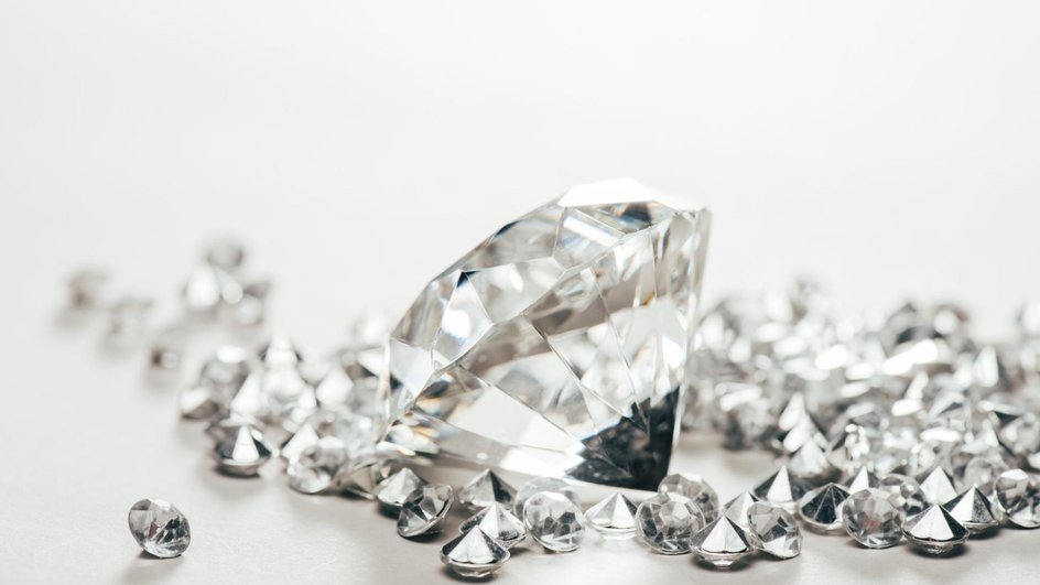 Российские ученые описали материал тверже алмаза