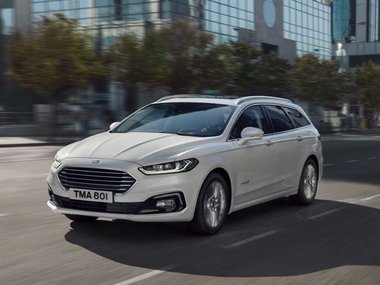 slide image for gallery: 24053 | Ford обновил семейство Mondeo