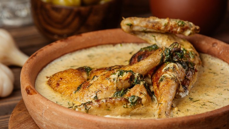 Чкмерули, курица в сливках, курица тушеная, курица в соусе, курица Чкмерули, курица в сливках, курица тушеная, курица в соусе, курица